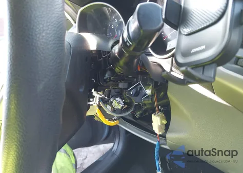 2016 Hyundai Elantra Se z USA, uszkodzony, nr VIN 5NPDH4AE1GH713756